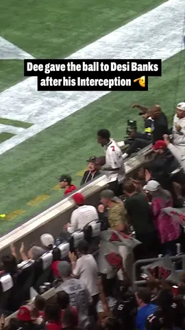 Dee 🤝 @Desi Banks  #atlantafalcons #nfltiktok #footballtok #football #nflfootball 