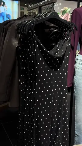 Polka dots are here to stay this fall 🍂 @D Y N A M I T E #dynamitepartner #dynamitestyle #dynamitefam #polkadot #fallfashion 