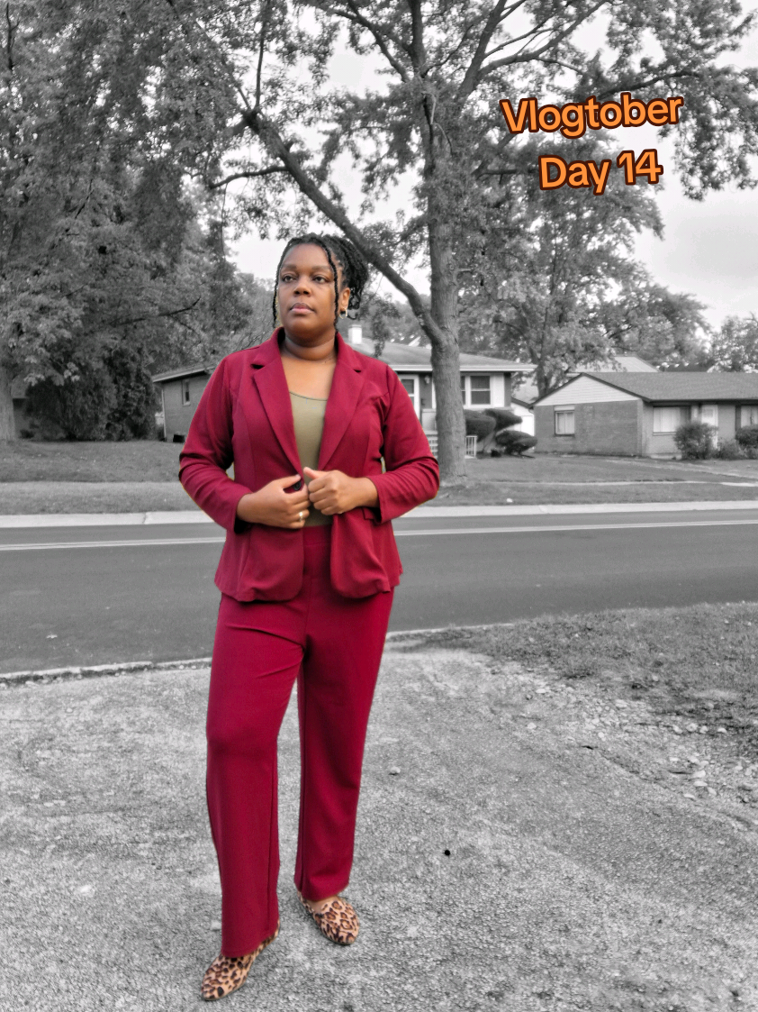 Tuesday OOTD Vlogtober Day 14 . . . . .#Over40Style #midsizefashion #StatementLook #OOTD  #shein 