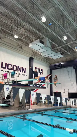 House tour 👀‼️ of our new swim and dive facilities! UConn Swim & Dive are back in the water this weekend (October 18th) for their first home meet! 🙌 #uconn #uconnhuskies #swimming #diving #collegeswimming 