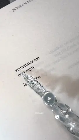 Silence is the best answer to someone who doesn’t value your words 😌 #BookTok #bookrecos #mustread #goodbook #tiktokfinds 