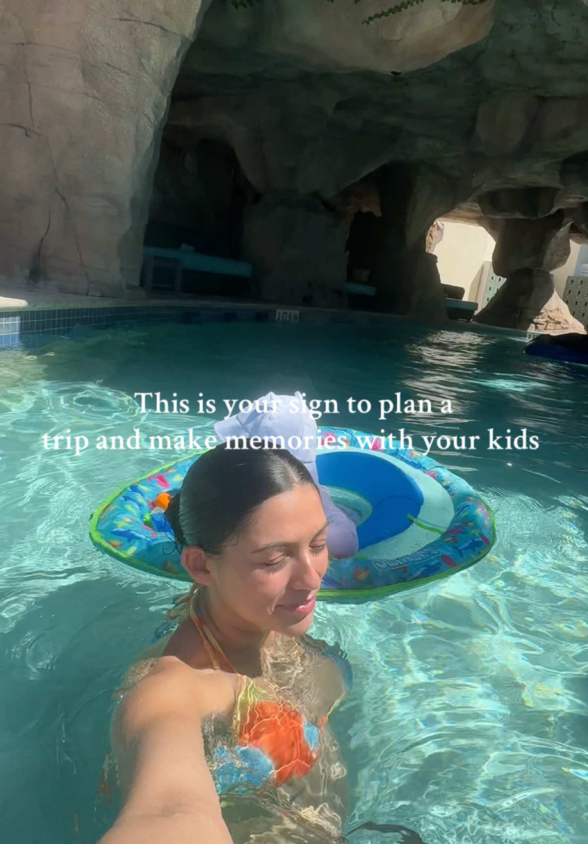 This is your sign to plan a trip and make memories with your kids ❤️#creatorsearchinsights #familymemories #parentingtips #qualitytime #makingmememories 