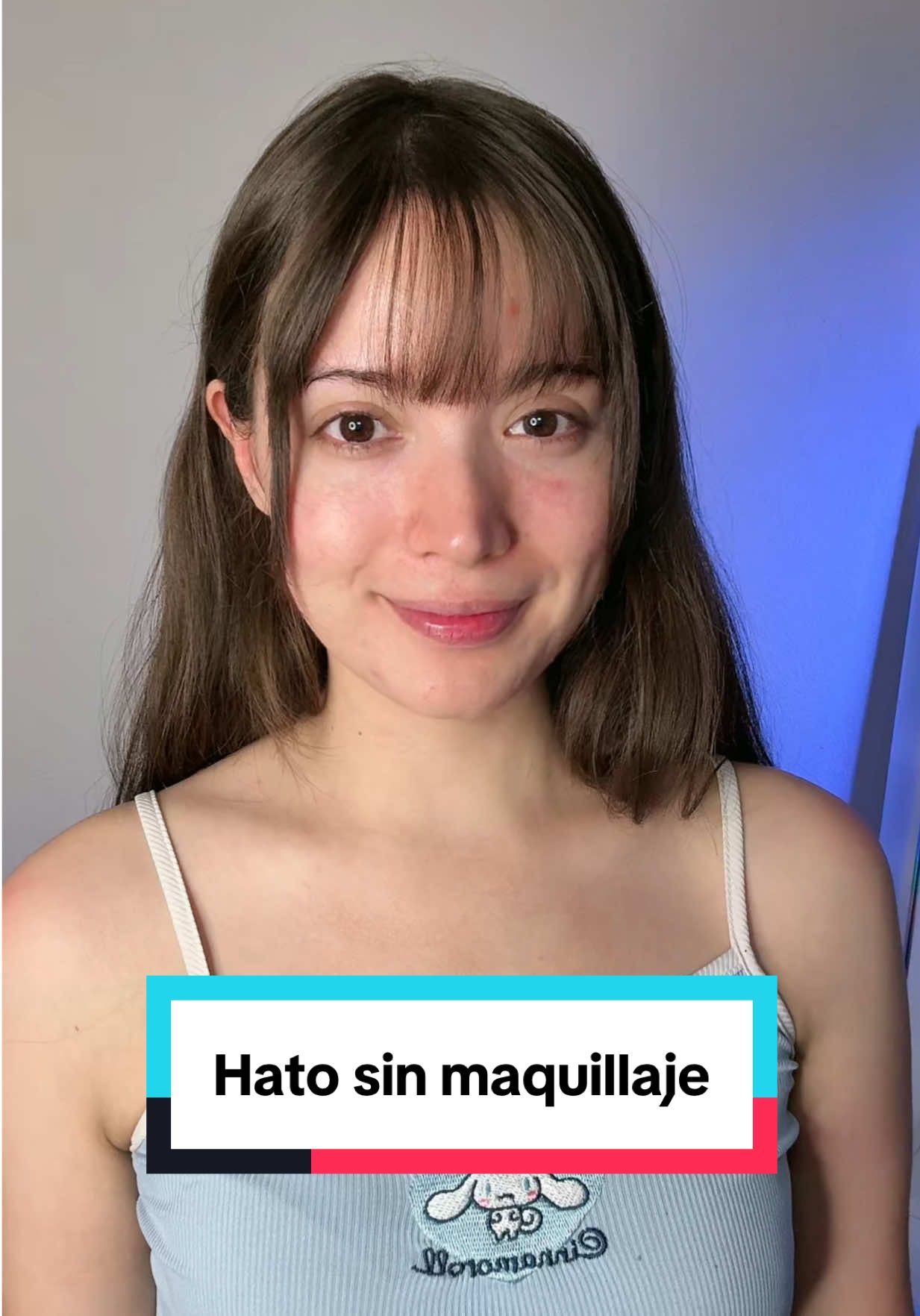 Recordatorio de que nadie es perfecto 🐰💙 Tengo rosácea, granitos, manchitas en la piel y líneas de expresión!! Este video es para todas esas personas que se siente menos cuando están en redes sociales, a mi me ha llegado a pasar pero este es un recordatorio para mí y para ti de que casi todo es una ilusión, lo imperfecto también tiene su encanto 💙 #foryou #cosplay #animegirl #sinfiltro 