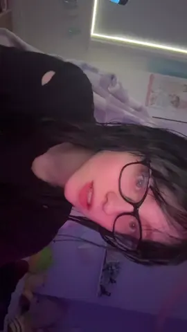 my face is patchy cuz i washed the dye off by scrubbing bleach on my face