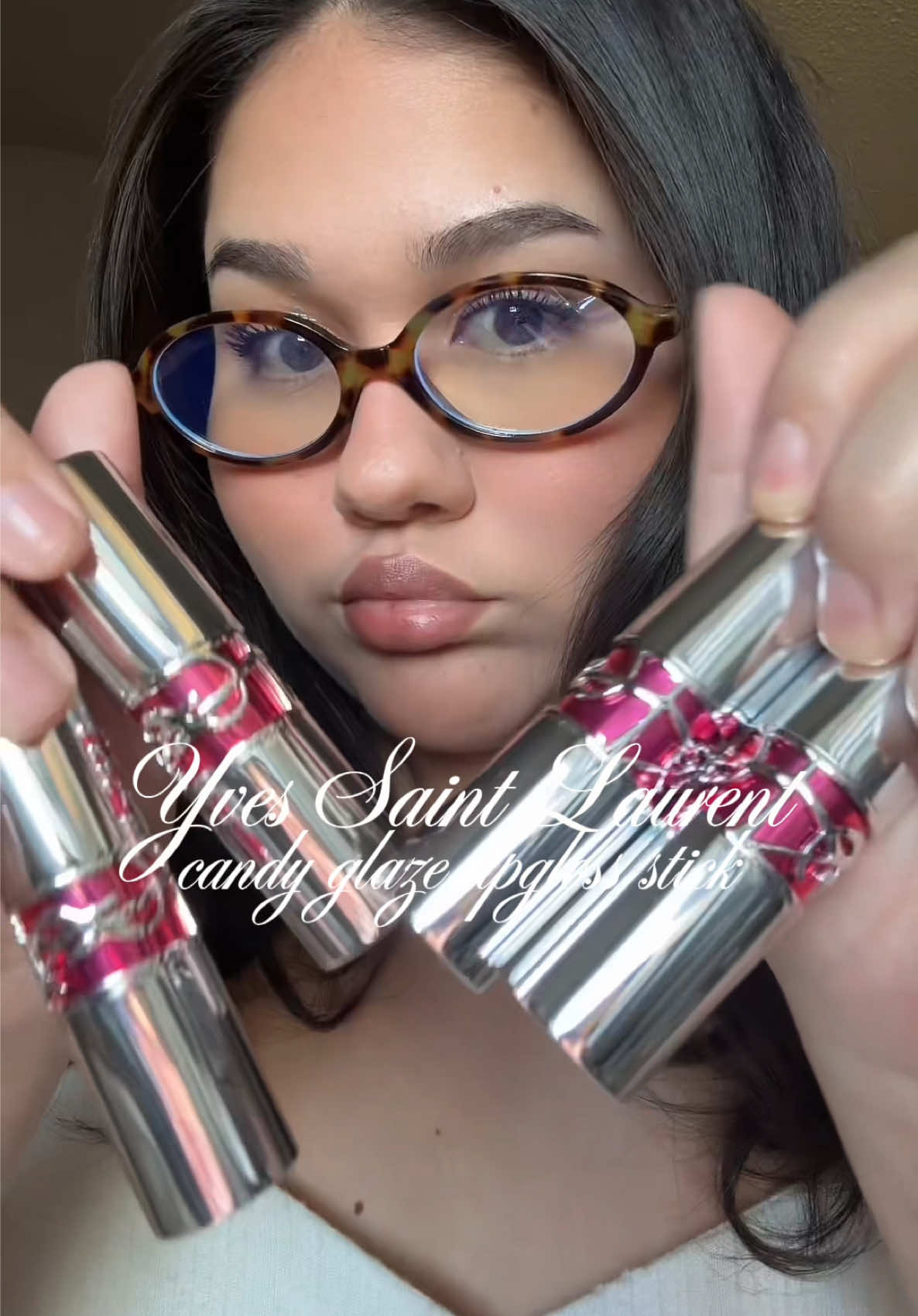 getting into the fall spirit with my candy glaze lipgloss sticks from @YSL Beauty 🍂 #lipgloss #fallmakeup #giftedbyyslbeauty 
