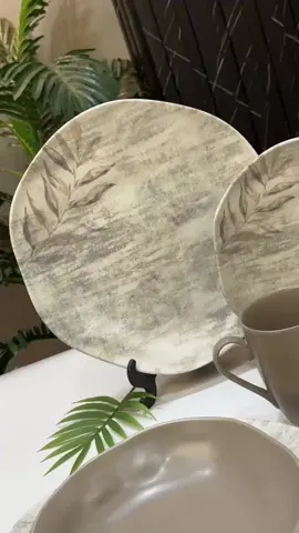 طقم عشاء 30قطعة مينفعش تتجوزي من غيره 🫣❤️  📌 العنوان  القاهرة _ درب سعادة_ تقاطع شارع بورسعيد بالقرب من مديرية امن القاهرة و7دقايق من محطة مترو العتبة 🚊 📌للتواصل :   01002225551📞  01007776148📞  #ادوات_المطبخ #سنتر_السلسبيل_فرحة_كل_عروسة #تجهيزات_العروس #طقم_عشا #تجهيزات 