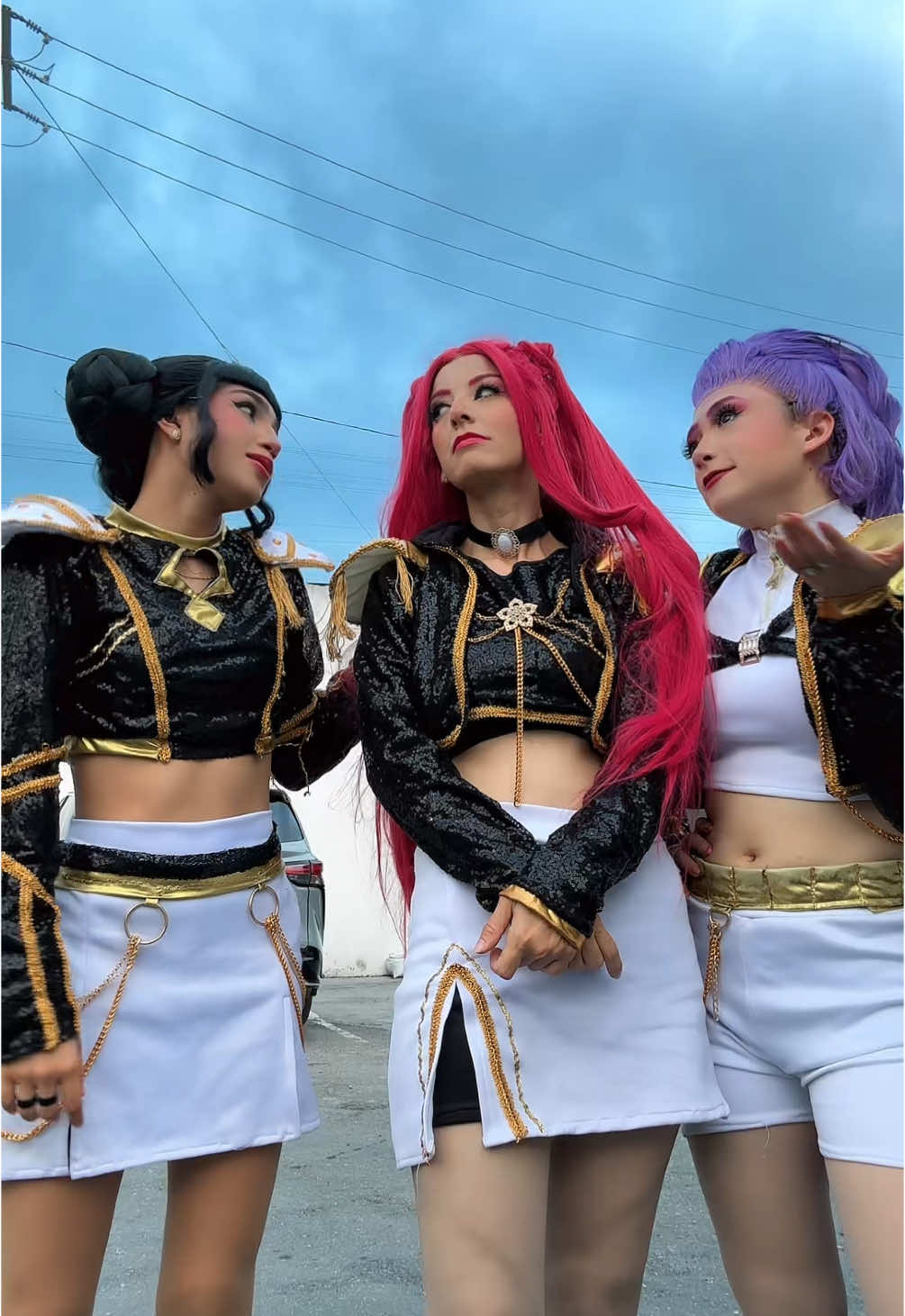 CALLATEEEEE! #mira #zoey #romi #guerreraskpop #dulces #show #sigueme❤️ 