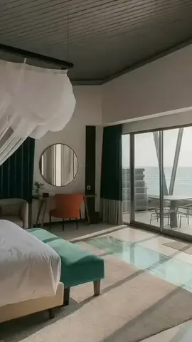 “Bayangin bangun pagi, buka balkon, dan langsung disambut suara ombak sama angin laut yang lembut 🌊✨ Inilah vibe-nya di Aston Anyer Beach Hotel — tempat sempurna buat healing, santai, dan nikmatin sunset paling cantik di pesisir barat. 🌅💕 Staycation di sini bukan cuma liburan, tapi pengalaman yang bikin hati tenang dan kepala fresh lagi. #AstonAnyer #BeachVibes #HealingTime”