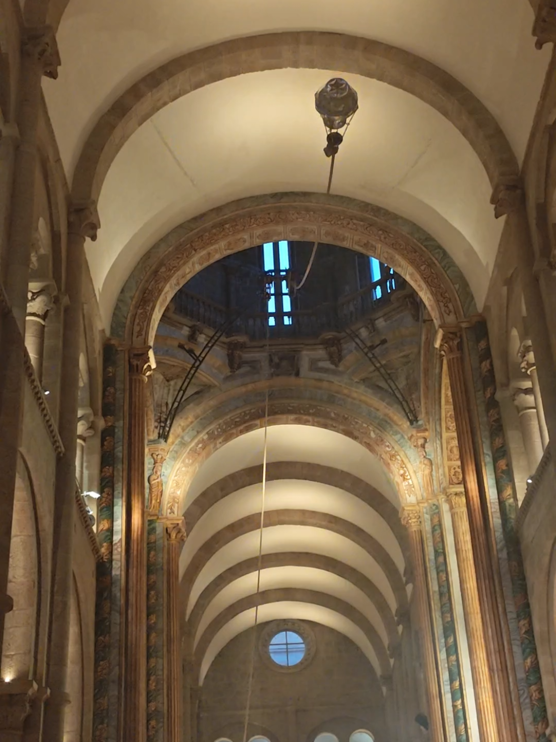 Catedral Santiago de Compostela  Final da missa  Nos siga para mais 🤩  #wyntourportugal  #turismo  #peregrinos