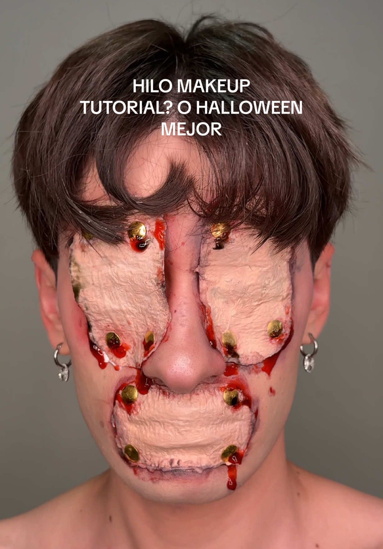 MAQUILLAJE con HILOS?? 😭 ACEPTOO 🫦  termino siendo cualquier cosa, pero quedo bien?  #makeup #creativemakeup #makeuptransformation #makeuplooks #naik