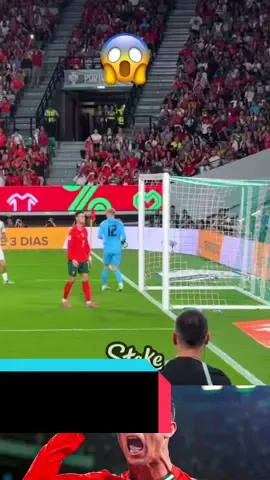 Cristiano ronaldo’s goal against hungary 🇭🇺 world cup qualifiers. Portugal 🇵🇹 vs Hungary goals highlights fans reactions #ronaldo #portugal🇵🇹 #viraltiktok #cristianoronaldo #fyp Ronaldo goal today now trending. Ronaldo goals against Hungary now CR7 goals Bruno Fernandez Vitinha Mendes Portugal fyy foryou post football viralpost Ronaldo goals trending