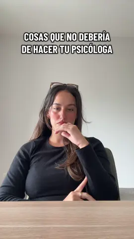Estas son algunas conductas que NO son profesionales o éticas:  1. Quedarse dormido 2. Revelar información confidencial 3. Consumo de sustancias en sesión 4. Estar en el celular 5. Hablar de sí mismo mucho tiempo sin fines terapéuticos (no auto-revelación)  6. No prestar interés / atención #fyp #foryou #psicologia #terapia #saludmental #psicoterapia #psicotiktok #terapiapsicologica #tcc #act #psicologa #psicologo 