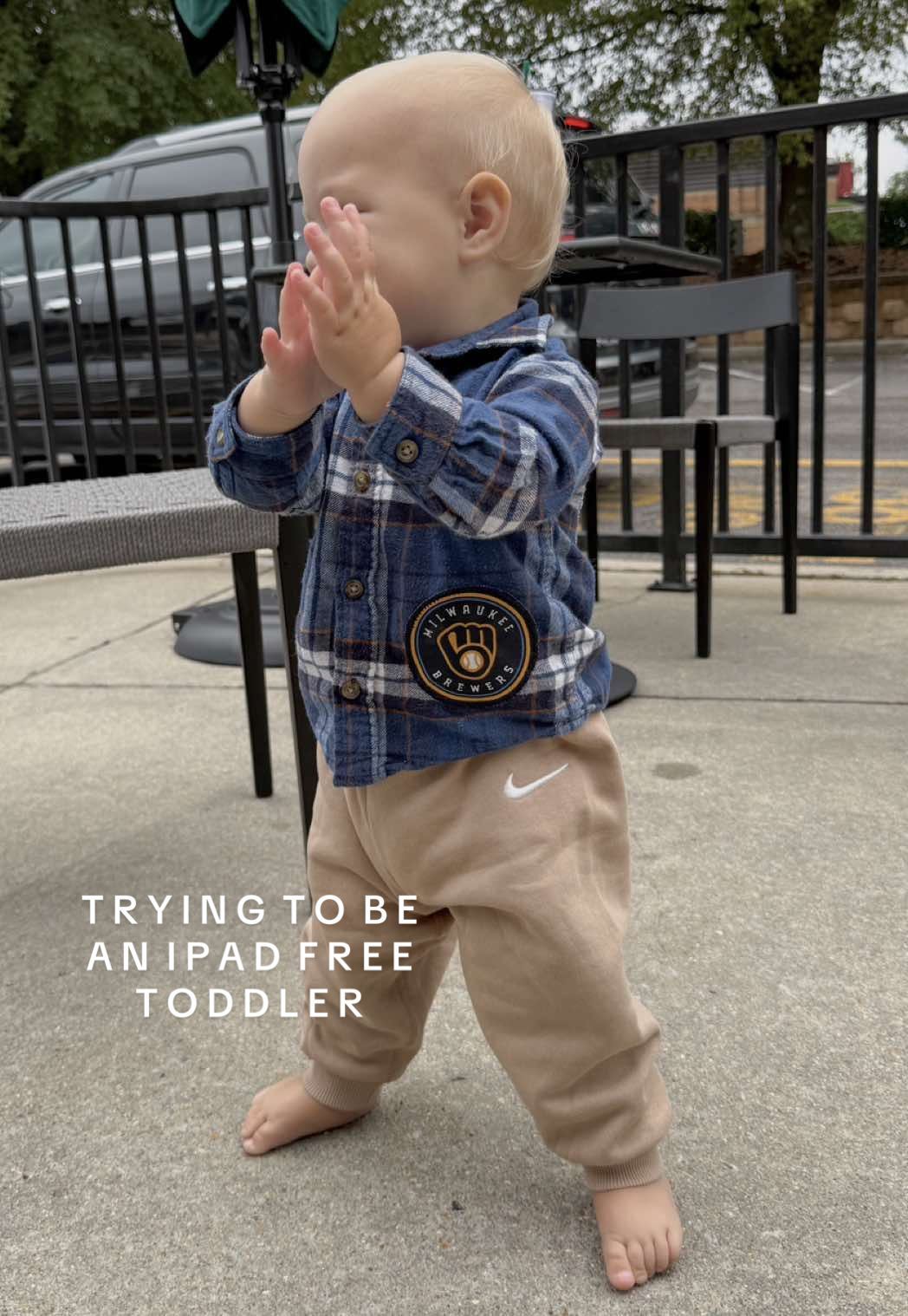 here just play with some wipe packets 🙃 #toddlertok 