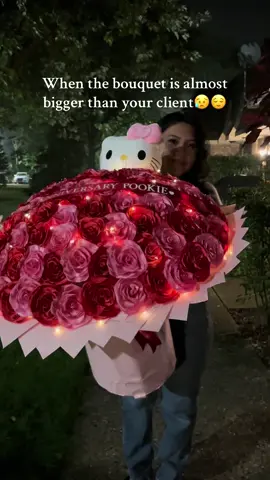 Get her a bouquet that’s bigger than her😉 | 100 ct hello kitty bouquet 💐| DM on IG to order 💗#hellokitty #fyp #bouquets #viral #xyzbca 