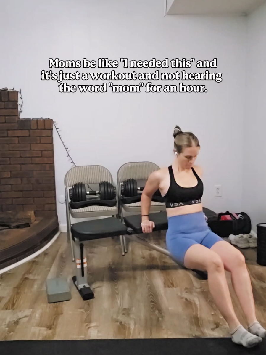 Moms, you take that time 👏👏👏 #mom #postpartum #Fitness #momlife #workout 