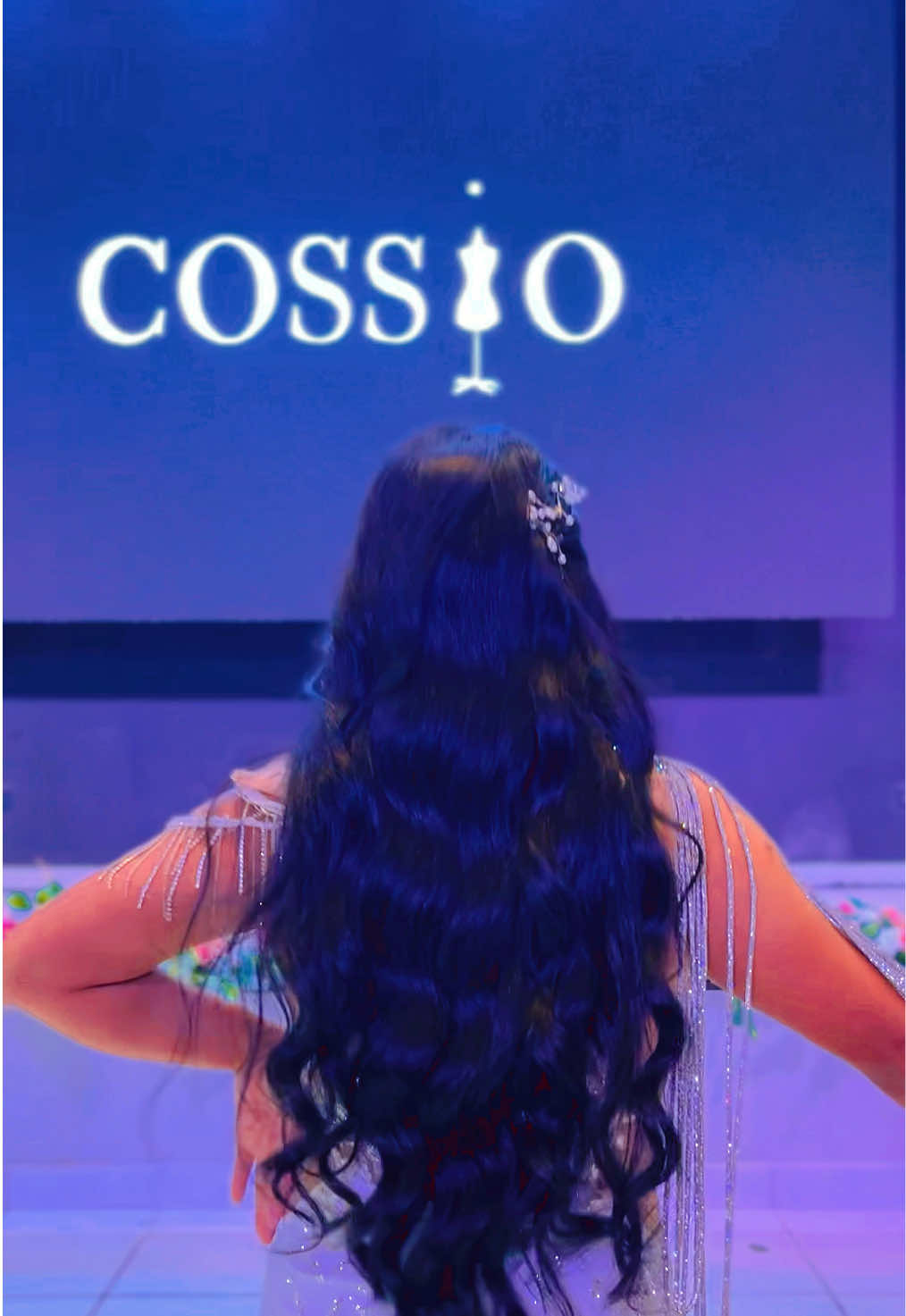 @COSSIO @VannesaCossio #modas #desfile #bolivia🇧🇴 #linda❤️ #desfiledemodas 