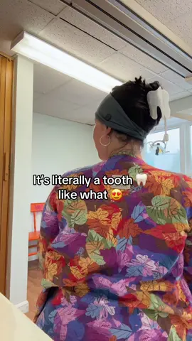 I am obsessed 😍😍 #dental #hairclip #toothclip #dentalhygienist 