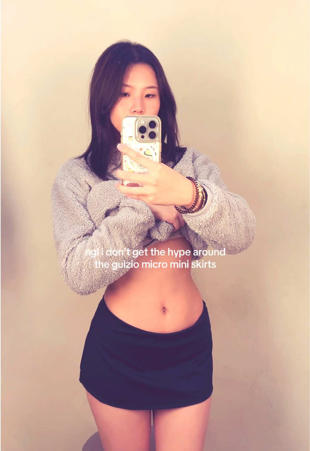 i wanted to like it so bad but there’s nothing special abt them :/ #guizio #guizioskirt #miniskirt 