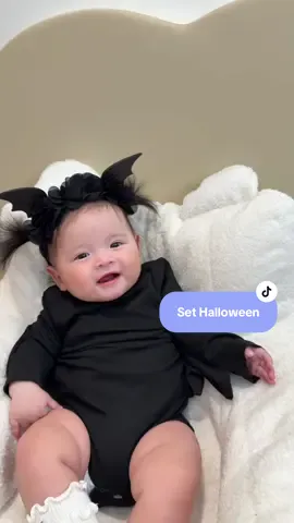 Set Halloween dễ thương cho Bé Với thiết kế form thoải mái cho bé vận động, kiểu dáng đáng yêu, size khá là chuẩn, Halloween này không sợ thiếu đồ cho Bé hoá trang rồi ạ ❤️ #xuhuong #halloween #embedangyeu #mebimsua #unboxing 