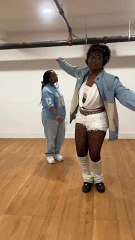 go! go! go! @☕mya☁️ & @Daysia #havendancecrew #kpopfyp #kpopdancecover #cortis #kpopdancechallenge 