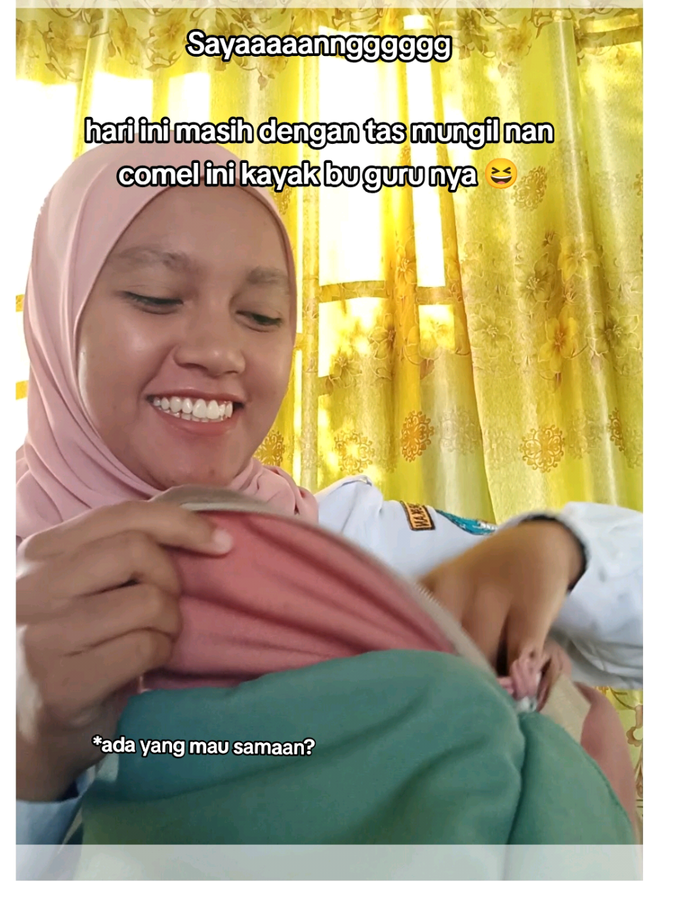 Isi tas nya kali ini kotak pensil doang 😆 #gurumuda #gurumatematika #gurugenz #genz 