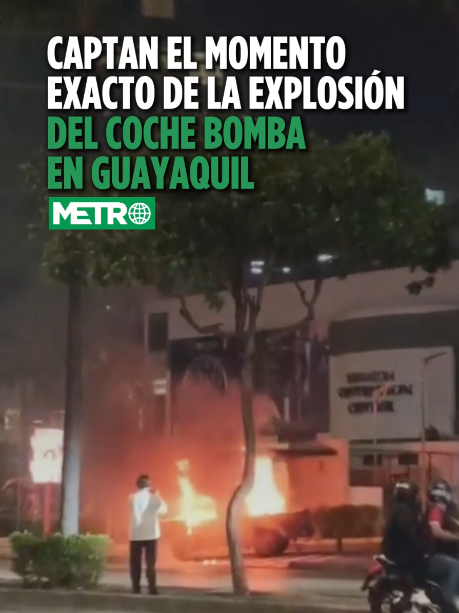 Una explosión se registró en el norte de Guayaquil. Un vehículo explotó la tarde de este 14 de octubre en una zona comercial del puerto principal. Hay un fallecido y dos heridos, según el Cuerpo de Bomberos de Guayaquil. #guayaquil 