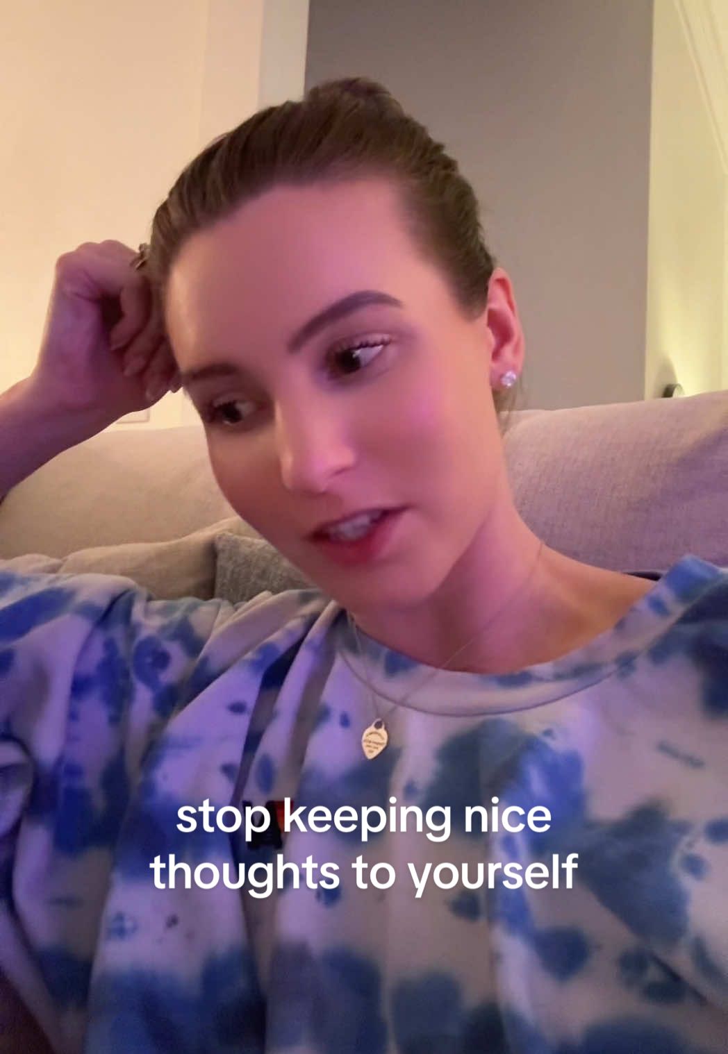 it has come to my attention that keeping compliments to yourself is all too common  #yapping #spreadkindness #randomactsofkindness #spreadlove #treatpeoplewithkindness 