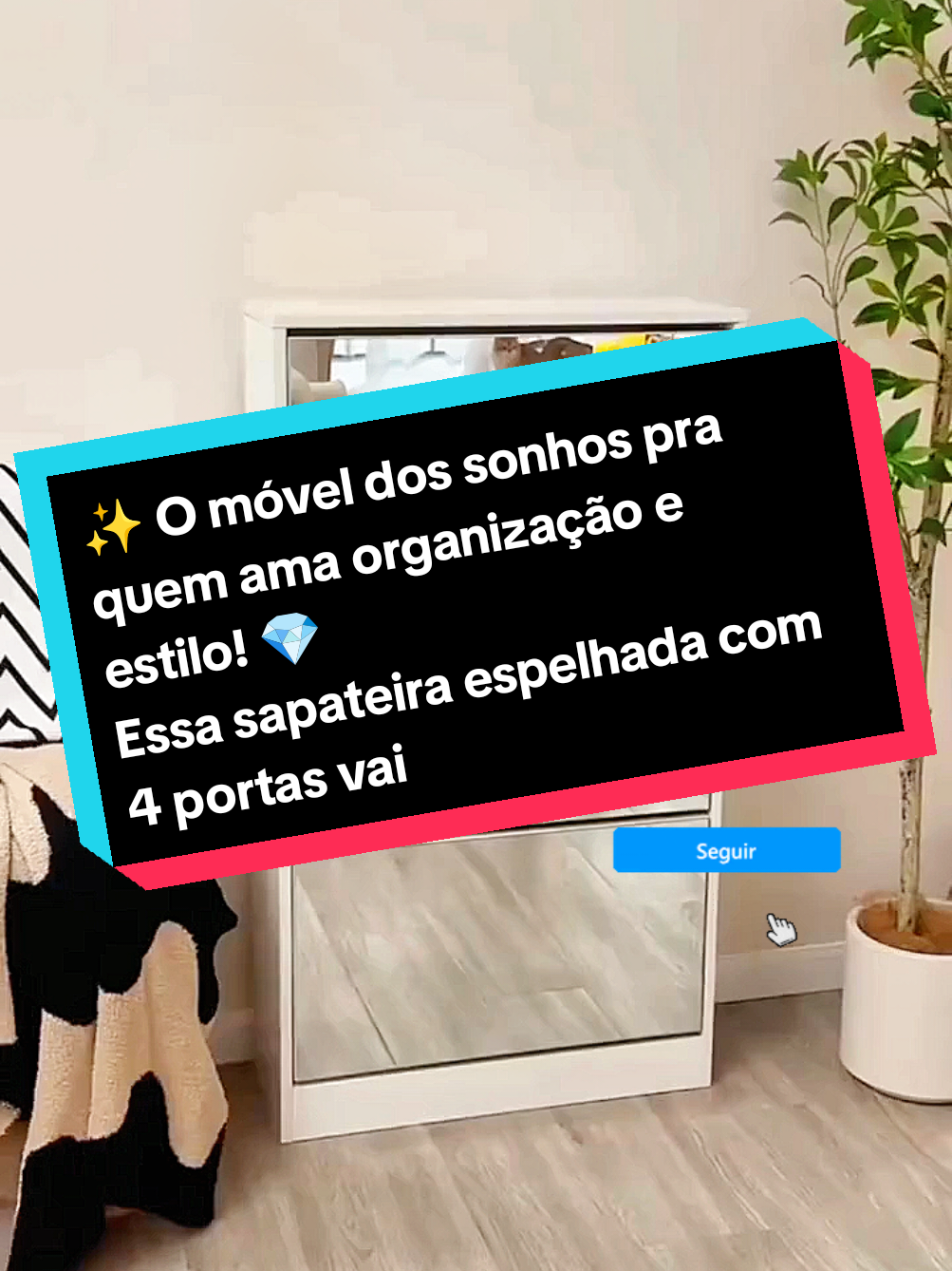 ✨ O móvel dos sonhos pra quem ama organização e estilo! 💎 Essa sapateira espelhada com 4 portas vai transformar seu quarto ou closet em um espaço moderno, funcional e elegante 😍 👠 Guarda dezenas de pares de sapatos de forma organizada e discreta. 🪞 Espelho frontal grande — amplia o ambiente e ainda serve pra você conferir o look antes de sair! 🏠 Design sofisticado, combina com qualquer decoração. 💪 Estrutura resistente, com acabamento de qualidade e abertura suave das portas. 💡 Ideal pra quem quer praticidade sem abrir mão da beleza. Imagina entrar no quarto e ver tudo no lugar, com um móvel que ainda decora o ambiente 🤩 Você colocaria essa sapateira espelhada na sua casa? 👇 #decoração #moveis #sapateira #espelho #organização      @Edy @Edy @Edy  ---