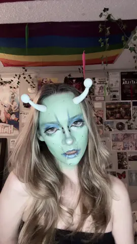 👽📸 #alienmakeup #makeup #alienmakeuplook #fyp #makeupartist 