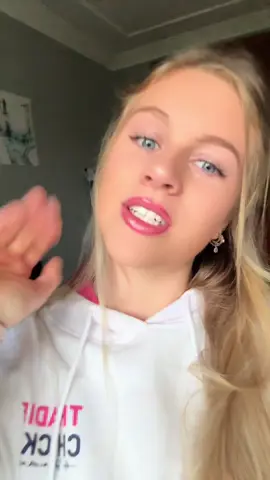 One of the best ways to get a job as an Electrician without a degree or previous experience is through CourseCareers. Follow me to learn how to start with the free intro course and land your first electrical apprenticeship! @CourseCareers  #electricianapprentice #careerpath #careeradvice #careertiktok #bluecollar