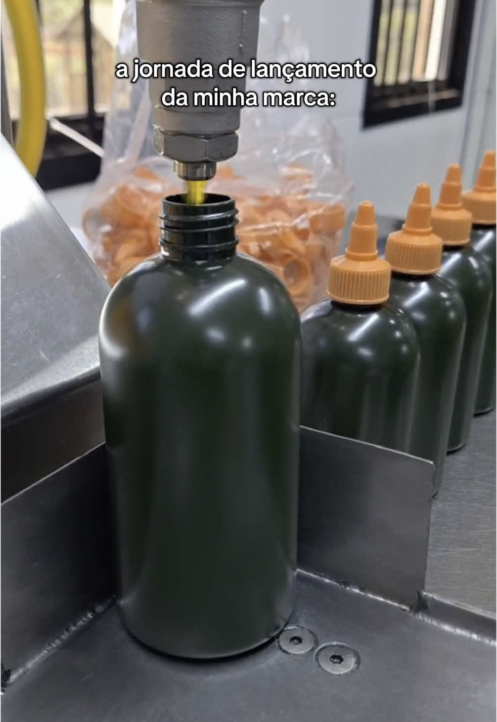 4 meses que pareceram 1 ano de aprendizados! A jornada ta só começando , É AMANHÃ ❤️‍🔥🫒 #emprendimiento #emprendedor #empreendedorismofeminino #negociodigital #marca #branding #building 