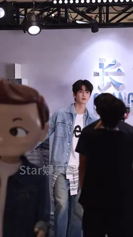 🗓️15.10.25 | น่ารัก 😍 งาน : Event แบรนด์ Lee ©️ Star娱乐圈  ❀ แอดเสี่ยวเหมย ❀ #จางหลิงเฮ่อ #zhanglinghe #张凌赫