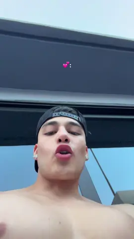 Yo soy lo que tú querías 😘 #elmalilla #gatito #perreo #chakalon #malilla 