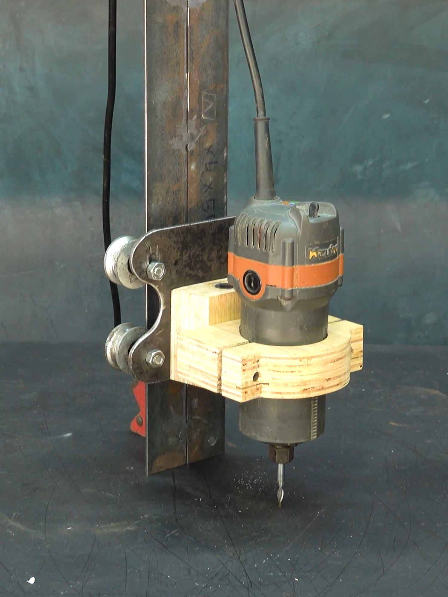 Technique For Router Scroll Idea #DIY #craft #crafty #metalworking #crafts #DiYer #tooltips #tips #diyer #making #Metal #metalwork #jigs #hack #trick #make #handmadegifts #welder #welding #DIY