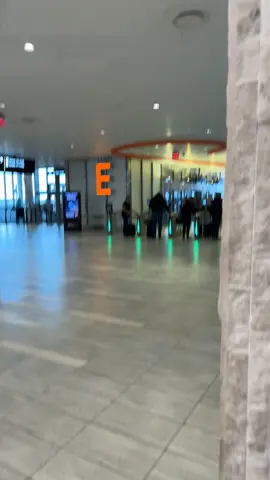 Undertaker scanning boarding pass before his flight  #deadman #wwehalloffame #wwelegends 