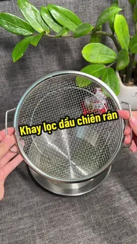 Có cái khay lọ dầu nó tiện thật sự #khaylocdauinox #khaylocinox #khaylocdauchienran #khaykemvilocdau #giadungnhabep  @Yến Chợ Xép 🎒  @Yến Chợ Xép 🎒  @Yến Chợ Xép 🎒 