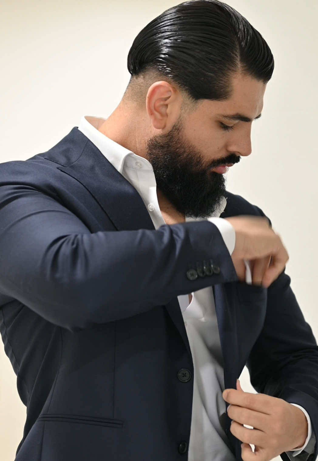 Outfit con blazer + peinado clásico con línea  #outfit #outfitinspo #outfitideas #menshaircut #hairstyle 
