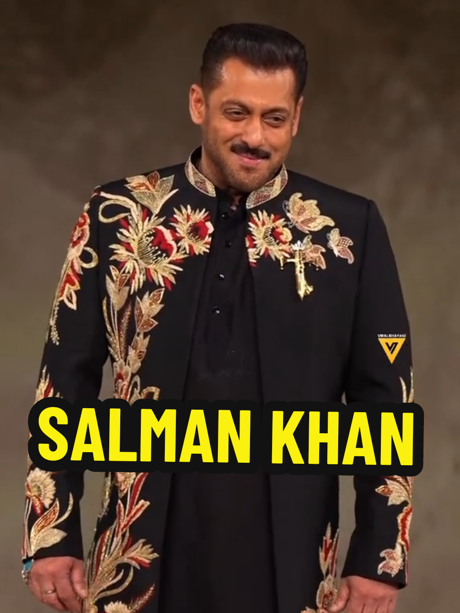 Salman Khan Ramp Walk. #salmankhan #rampwalk #bhaijaan #swag 
