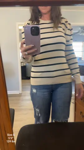 This is about to be your favorite sweater 😍 I can’t even begin to describe the comfort in this one! You’ll have to see this one for yourself. Available in several colors! #styletok #falloutfits #momsover40 