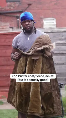 This fleece jacket is so warm! #fleece #jacket #wintercoat #spotlight #tiktokmademebuyit 