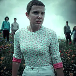 A Onze farmando aura desde a primeira temporada 😎 ||#eleven #elevenedit #milliebobbybrown #strangerthings #st 