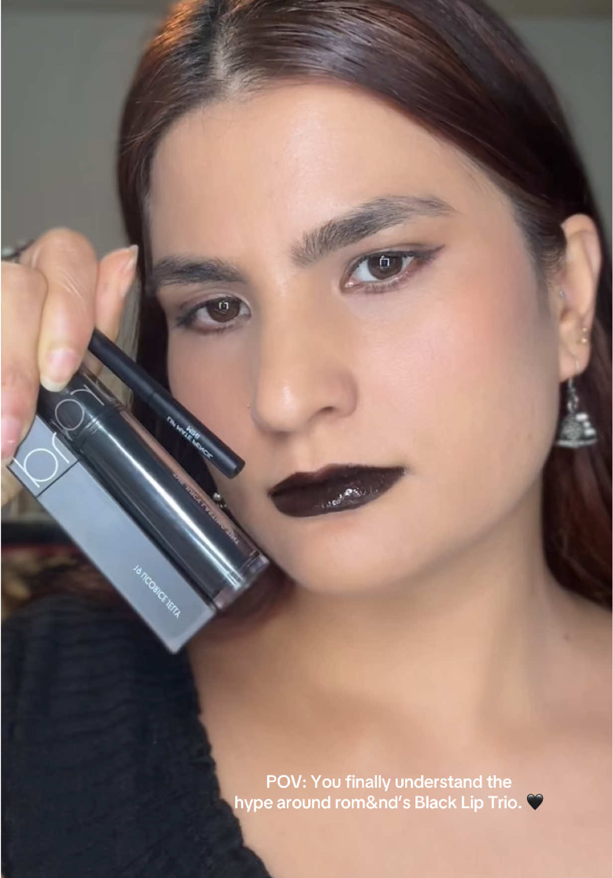 The mix, the texture, the finish - everything about this trio screams main character energy. 🖤🖤 @Rom&nd US @롬앤 romand  #romand #romandbeauty #blackliptrio #kbeauty #lipcombo 