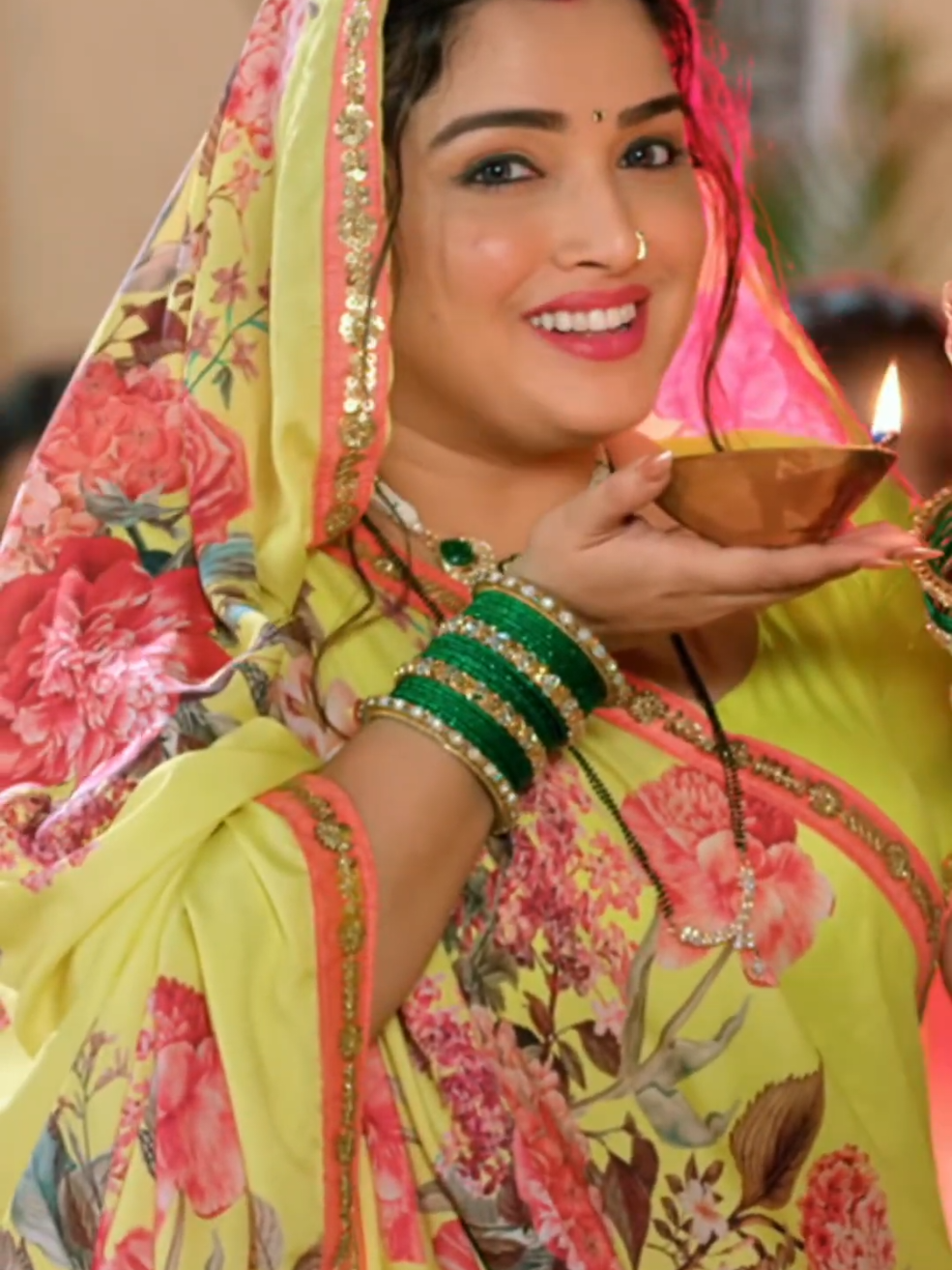 Aai Hai Diwali 🪔🪔 #bhojpuriyaactors #bhojourisong #amarpalidubey #Diwali #happydiwali 