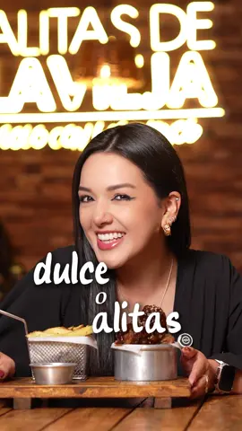 🎃👻 ¡Dulce o alitas? 🍗💀 En Alitas de la Vieja damos inicio al mes más terrorífico del año 😱🔥 Prepara tu disfraz, tus ganas de comer y ven a disfrutar una experiencia terroríficamente deliciosa 😋 🌶️ Alitas super crocantes, salsas irresistibles y mucha diversión te esperan 🎭 💥 Atentos a nuestras redes… se viene una promo que te va a asustar de lo buena que está 😏 #Halloween2025 #AlitasDeLaVieja #TerroríficamenteDelicioso #PromoHalloween