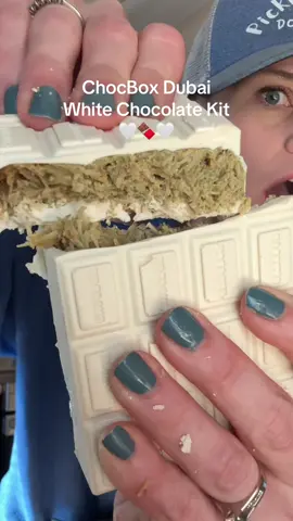 The white chocolate Dubai Bar from @CHOCBOX ✨ tastes so so good!  I think this kit would be an amazing Christmas/birthday gift for preteens and teens who love to bake/cook! I know my daughters can’t wait to try the milk chocolate! #chocbox #chocboxdubaichocolate  #dubaichocolate #homemadedubaichocolate  #TikTokShopCreatorPicks 