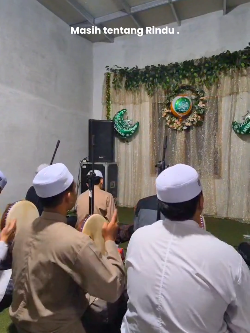 Masih tentang Kerinduan. #hadrohalajwah #yamaulidalmusthofa #kerinduan #banjari #habibihuwasekumpul 