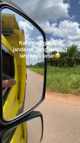 Cuman konten🤣🤣#drivermuda #truksawitriau #fyppppppppppppppppppppppp #siagiantoke26 #padangpride @ahmaddanizulkarnain 