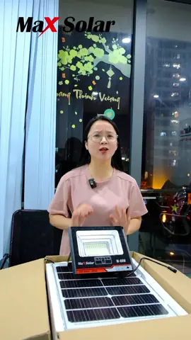 Đèn năng lượng giá cực hời chính hãng mà còn bảo hành tận 5 năm #dennangluong #Maxsolar 