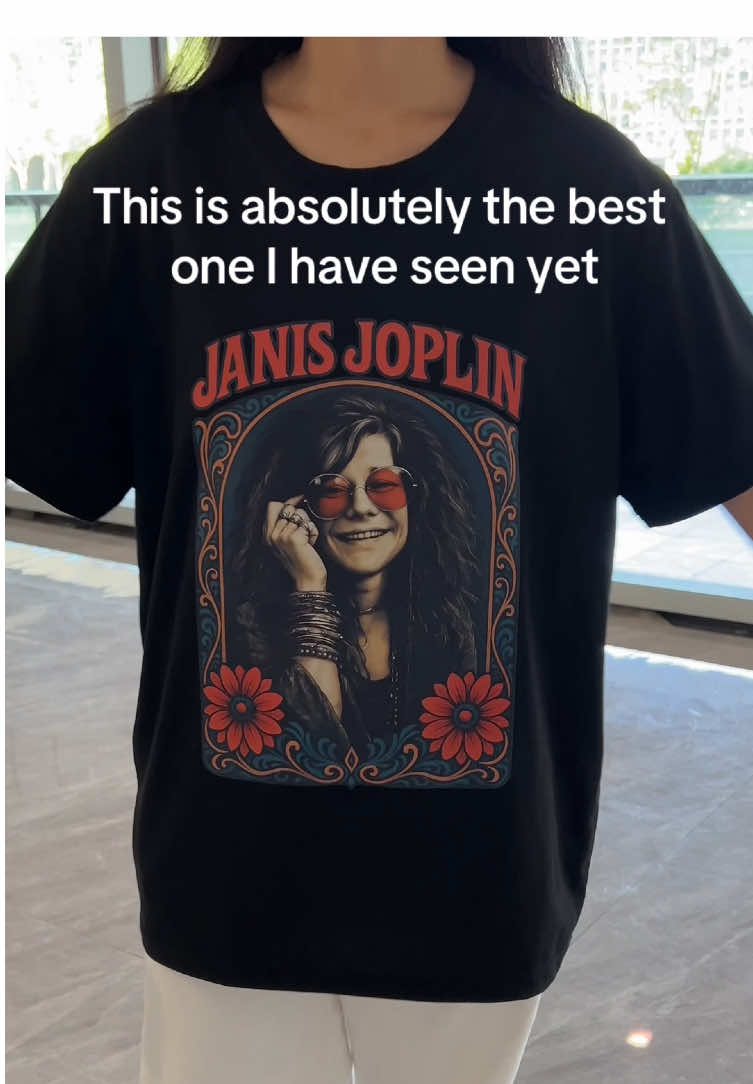 This is absolutely the best one I have seen yet#summervibe #janisjoplin #tshirt #mariah #OOTD 