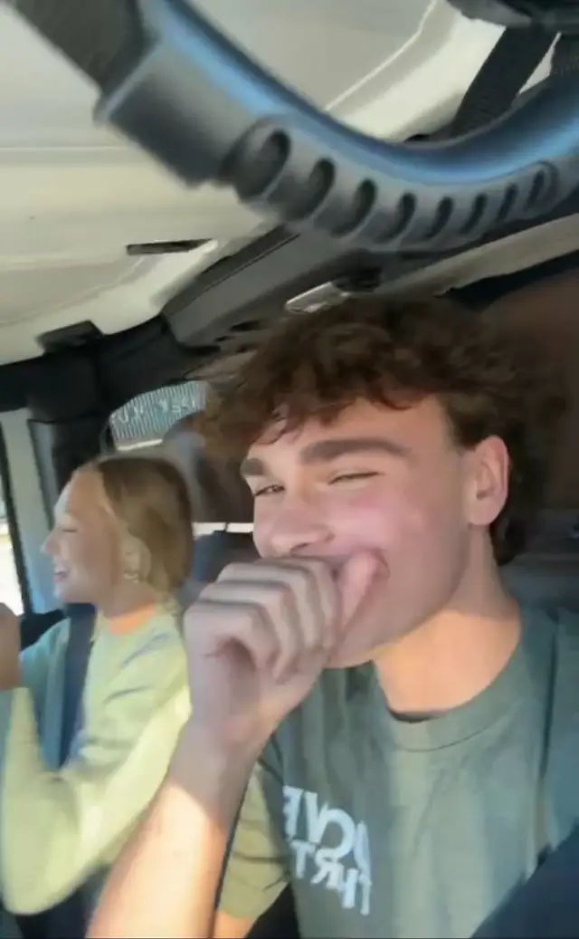 #laugh 😂 